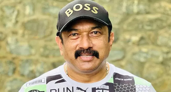 അമ്മ ജനറൽ സെക്രട്ടറിക്ക് പുറമേ ജോയിന്റ് സെക്രട്ടറിയും ആരോപണ കുരുക്കില്‍; ആലുവയിലെ വീട്ടില്‍വച്ച് പീഡിപ്പിച്ചു’; ബാബുരാജിനെതിരെ ഗുരുതര ആരോപണവുമായി നടി