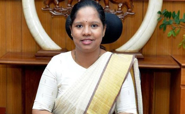 വയനാട് ഉരുള്‍പൊട്ടല്‍; അവശ്യവസ്തുക്കളുടെ ശേഖരണം നിര്‍ത്തിയെന്ന് ജില്ലാ കലക്ടര്‍