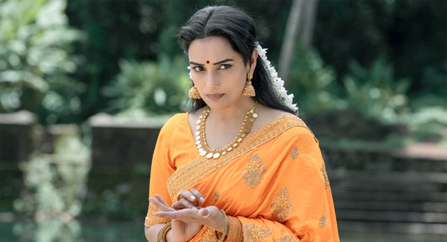 ഹേമ കമ്മിറ്റി റിപ്പോര്‍ട്ട് പുറത്തുവന്നതില്‍ സന്തോഷം; സ്ത്രീകള്‍ തന്നെയാണ് സ്ത്രീകളുടെ ഏറ്റവും വലിയ ശത്രു, ഒരു സുപ്രഭാതത്തില്‍ കരാര്‍ ഒപ്പിട്ട 9 സിനിമകള്‍ നഷ്ടമായി,  രഞ്ജിത്ത് തെറ്റ് ചെയ്തിട്ടുണ്ടെങ്കില്‍ ശിക്ഷിക്കപ്പെടണം: ശ്വേതാ മേനോന്‍