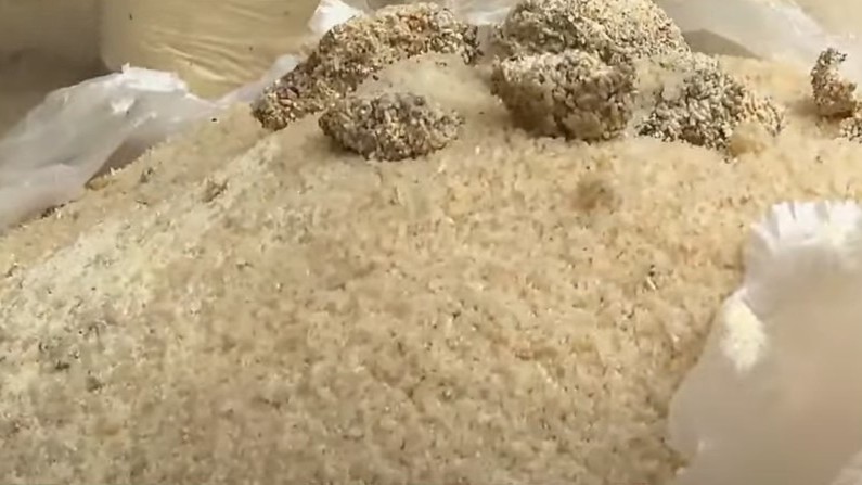 ദുരന്തബാധിതര്‍ക്ക് പുഴുവരിച്ച അരി, മേപ്പാടി പഞ്ചായത്തില്‍ പ്രതിഷേധം; സംഘര്‍ഷം