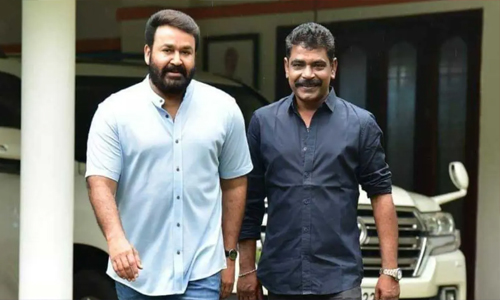 നമുക്ക് എന്നും സിനിമയുടെ ഒപ്പം നിൽക്കാം’; ആൻറണി പെരുമ്പാവൂരിന് പിന്തുണയുമായി മോഹൻ‌ലാൽ