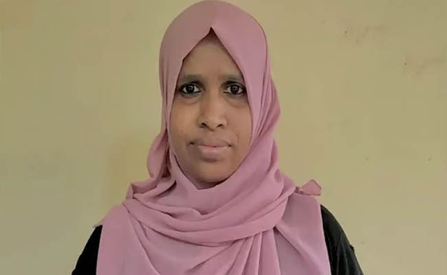 കേക്ക് തൊണ്ടയില്‍ കുടുങ്ങി യുവതി മരിച്ചു; മരണം മകളുടെ വിവാഹത്തലേന്ന്