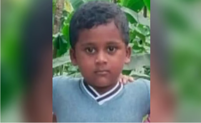 കളിക്കുന്നതിനിടെ വെള്ളക്കെട്ടില്‍ വീണു; നാലര വയസുകാരന് ദാരുണാന്ത്യം