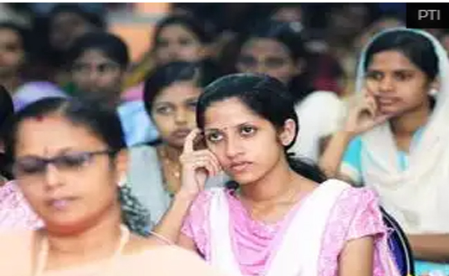 വിവാഹമേ വേണ്ട, കഴിക്കുകയാണെങ്കിൽ തന്നെ വൈകി മതി’; കേരളത്തിലെ ട്രെൻ്റ് വ്യത്യസ്‌തമെന്ന് ജനസംഖ്യാ സർവേ ഫലം