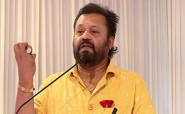 സിനിമയില്‍ തുടരണം, എന്നെ ഒഴിവാക്കി സദാനന്ദനെ മന്ത്രിയാക്കണം’; സുരേഷ് ഗോപി