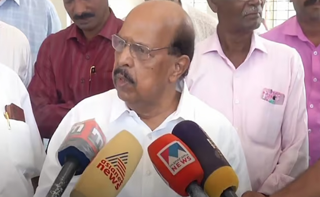 ഞാന്‍ ദേവസ്വം മന്ത്രിയായിരുന്നപ്പോള്‍ ഒരു സ്വര്‍ണപ്പാളിയും ആരും കൊണ്ടുപോയിട്ടില്ല, മൂന്നര വര്‍ഷം ഒരഴിമതിയും നടന്നില്ല’