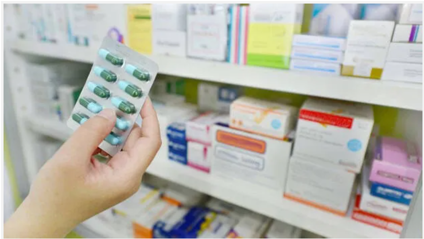 ഡിസ്‌കൗണ്ട് ബോർഡ് കണ്ട് മരുന്ന് വാങ്ങരുത്; ഒളിഞ്ഞിരിക്കുന്നത് വൻ ചതി