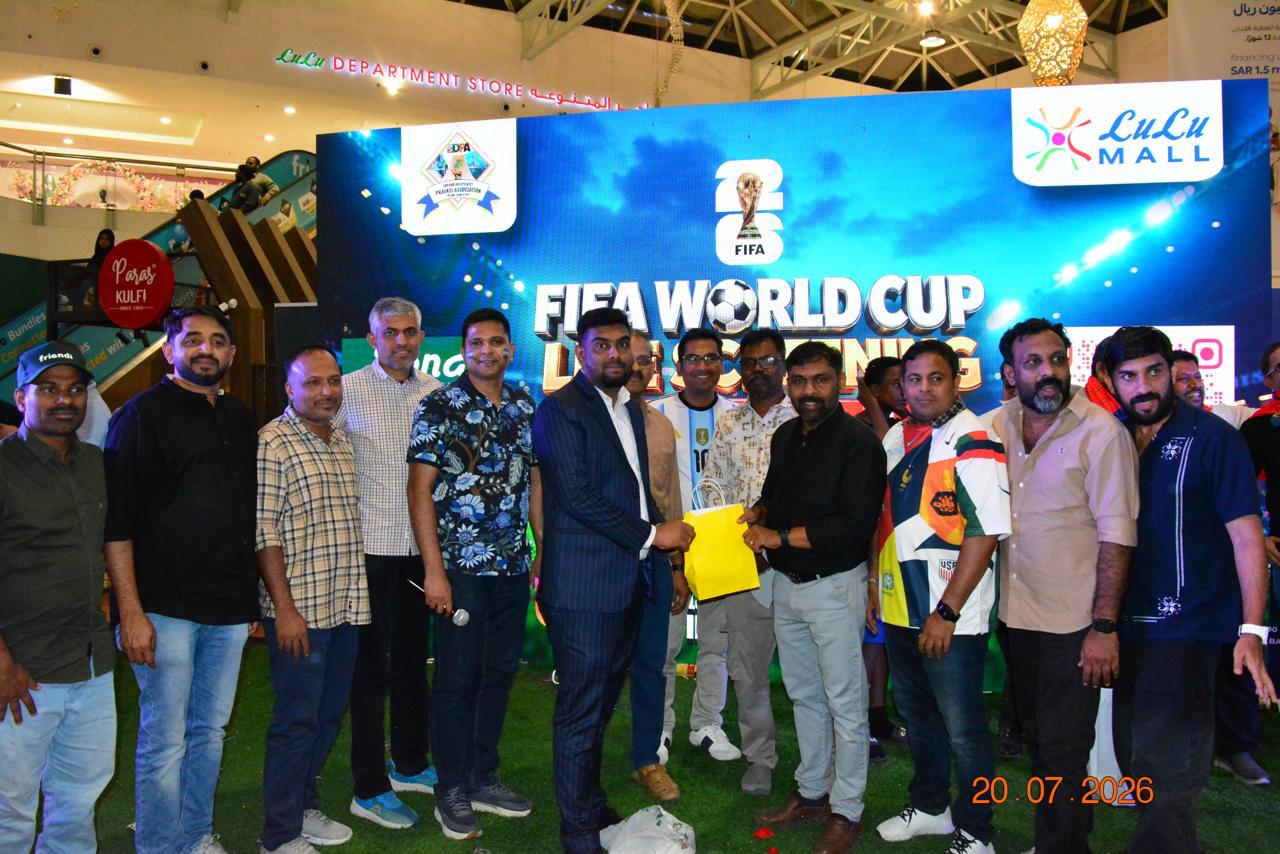 ലോകകപ്പ് ആവേശത്തിന് റിയാദിൽ വർണാഭമായ സമാപനം; എടപ്പ മെഗാ വിജയിയായി അജീഷ് ചെറുവട്ടൂർ