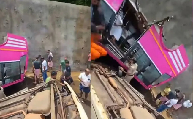 മലപ്പുറത്ത് ദാരുണാന്ത്യം: നിയന്ത്രണം വിട്ട സ്വകാര്യ ബസ് ഓട്ടോയിലിടിച്ച ശേഷം കാറിന് മുകളിലേക്ക് തലകീഴായി മറിഞ്ഞു; ഒരാൾ മരിച്ചു, നിരവധി പേർക്ക് പരിക്ക്