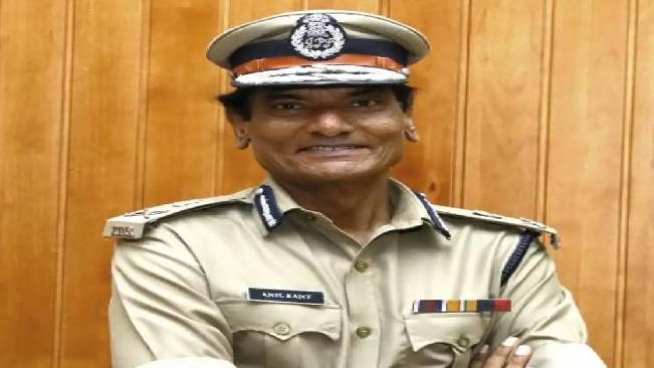 ഗാര്‍ഹിക പീഡന പരാതികളില്‍ നടപടി ശക്തമാക്കും, വാഹനം ഓടിക്കുമ്പോള്‍ ബ്ലൂ ടൂത്ത് സംസാരം കുറ്റകരം: ഡി ജി പി അനില്‍കാന്ത്.