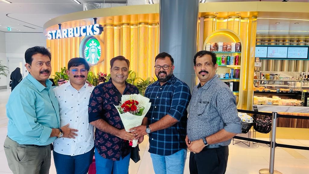 റിയാദ് മ്യൂസിക് ക്ലബ്ബ് വർണ്ണോത്സവം സീസൺ 3, മുഖ്യ അതിഥി സിനിമ താരം സുധീർ പറവൂർ റിയാദിൽ എത്തി