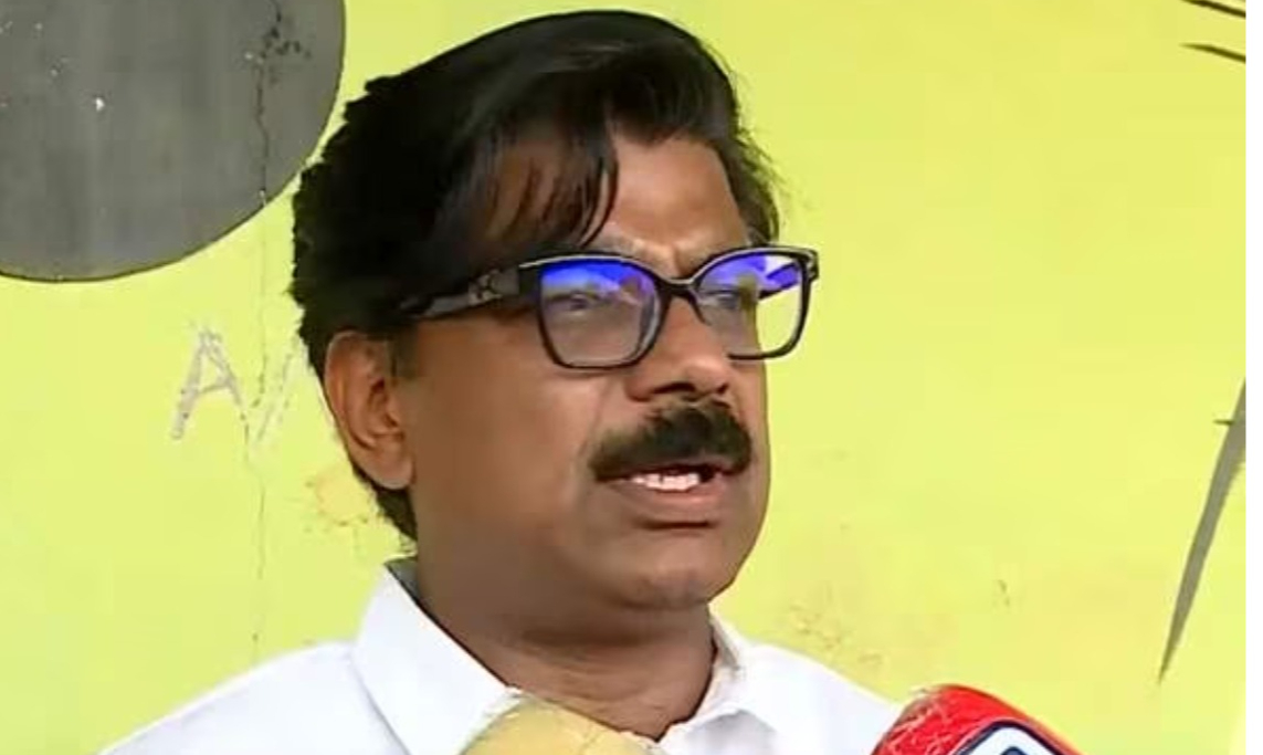 ഉന്നയിച്ച കാര്യങ്ങളില്‍ നിന്നും ഒളിച്ചോടില്ല; മാപ്പു പറയണോയെന്ന് ജനങ്ങള്‍ തീരുമാനിക്കട്ടെ: മാത്യു കുഴല്‍നാടന്‍