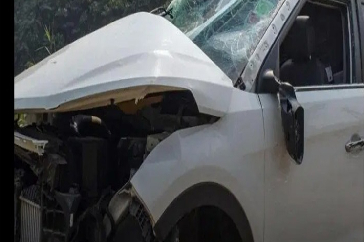 ജമ്മു കശ്മീരില്‍ വാഹനം മലയിടുക്കിലേക്ക് മറിഞ്ഞു; നാല് മലയാളികള്‍ ഉള്‍പ്പടെ ഏഴ് മരണം