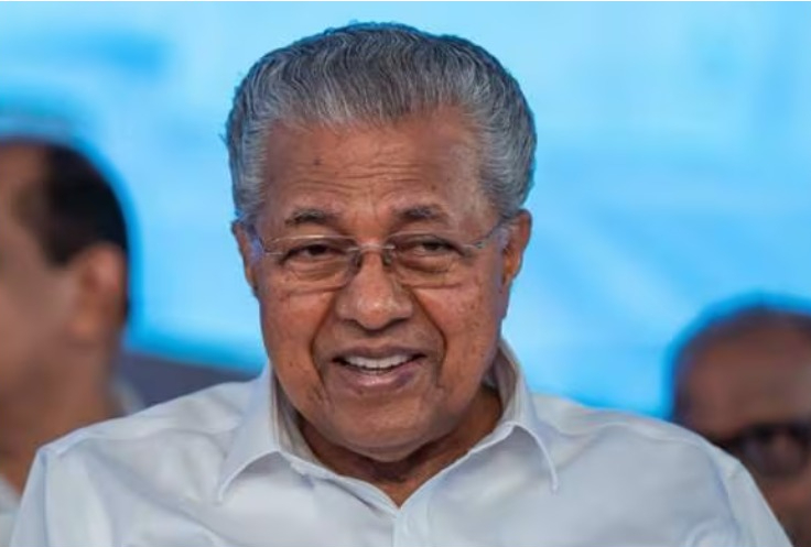 മാസപ്പടി വിവാദം: മുഖ്യമന്ത്രിയും മകളും ഉള്‍പ്പെടെ 12 പേര്‍ക്കു നോട്ടീസ് അയക്കാന്‍ ഹൈക്കോടതി ഉത്തരവ്