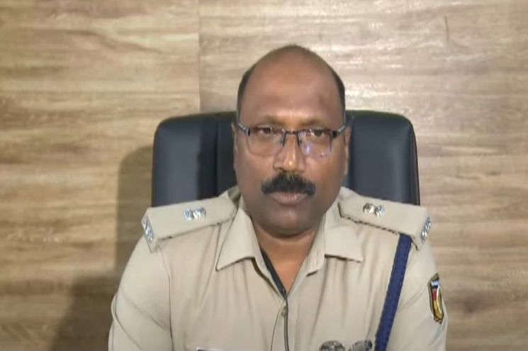 മര്‍ദ്ദിച്ചത് ഹോസ്റ്റലിലെ അന്തേവാസികൾ, രാഷ്ട്രീയബന്ധം അന്വേഷിച്ചിട്ടില്ല; സിദ്ധാര്‍ത്ഥനെതിരെ ഒരു പെണ്‍കുട്ടിയും പരാതി നല്‍കിയിട്ടില്ലെന്ന് ഡിവൈഎസ്പി