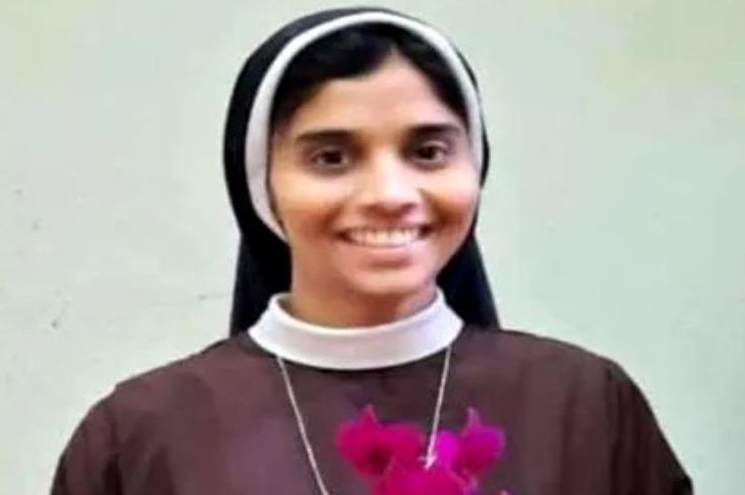 ഇരുചക്ര വാഹനമിടിച്ച് സ്‌കൂള്‍ അധ്യാപികയായ കന്യാസ്ത്രീ മരിച്ചു