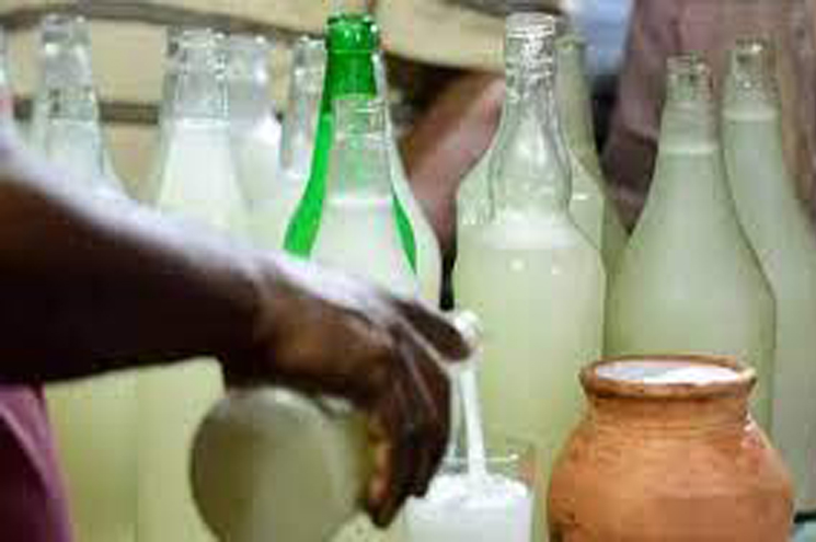 ജനവാസ കേന്ദ്രത്തിൽ കള്ളു ഷാപ്പ് തുറക്കുന്നതിനെതിരെ തുവ്വൂർ ഏരിയ വെൽഫെയർ അസോസിയേഷൻ (തവ) റിയാദ് പ്രതിഷേധിച്ചു.