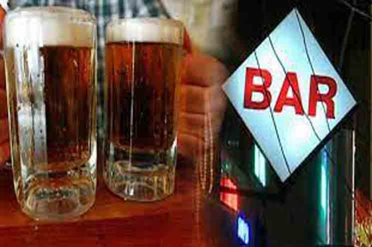 2016 ല്‍ 29 ബാര്‍ ഹോട്ടലുകള്‍, എട്ട് വര്‍ഷത്തെ പിണറായി ഭരണത്തില്‍ എണ്ണം 801; വര്‍ധന 2662 ശതമാനം : മദ്യമൊഴുക്കിയിട്ടും സര്‍ക്കാരിന് കാശില്ല