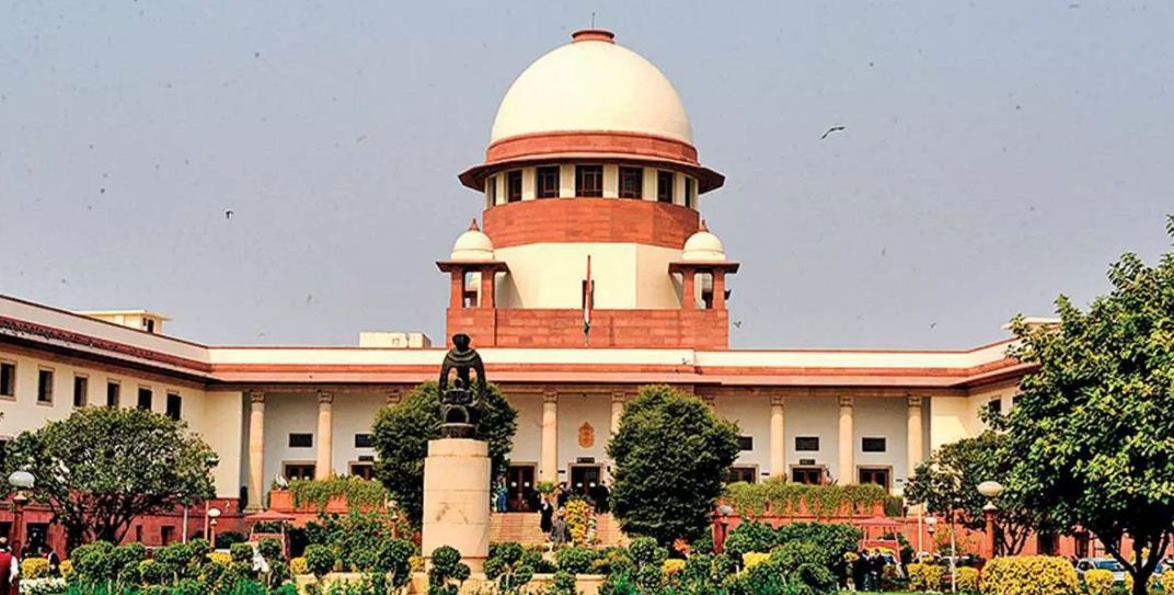 വോട്ട് ചെയ്യാന്‍ കോഴ വാങ്ങുന്ന എം.പിമാരും എം.എല്‍.എമാരും വിചാരണ നേരിടണം,പാര്‍ലമെന്ററി പരിരക്ഷ ഇല്ല; സുപ്രീംകോടതി 