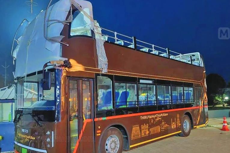 ആള് കൂടി; ഡബിള്‍ ഡക്കര്‍ നിരക്ക് ഇരട്ടിയാക്കി; ടിക്കറ്റുകള്‍ ഓണ്‍ലൈനിലും