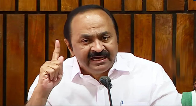 ആർഎസ്എസ് ബന്ധം ഉള്ളത് കൊണ്ടാണ് എഡിജിപിയെ മുഖ്യമന്ത്രി സംരക്ഷിക്കുന്നത്, എഡിജിപി ആർഎസ്എസ് നേതാവിനെ കണ്ടു. തിരുവനന്ത പുരം ജില്ലയിലെ ആർഎസ്എസ് നേതാവ് ഇടനിലക്കാരനായി; പൂരം കലക്കിയത് മുഖ്യമന്ത്രി: വിഡി സതീശൻ