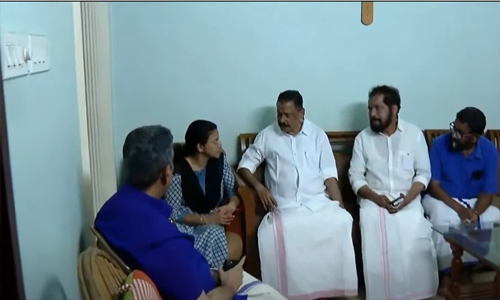 ഞാന്‍ പറഞ്ഞതാണ് അന്തിമ നിലപാട്’, പാര്‍ട്ടി എല്ലാ അര്‍ത്ഥത്തിലും നവീന്‍ബാബുവിന്റെ കുടുംബത്തിനൊപ്പം ; കലക്ടര്‍ക്കെതിരായ ആക്ഷേപം അന്വേഷിക്കുന്നു: എം വി ഗോവിന്ദന്‍