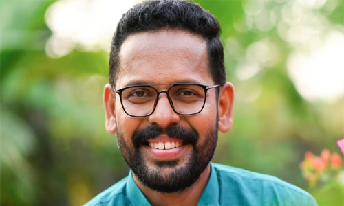 സരിന്‍ സിപിഎം സ്ഥാനാര്‍ഥി? ഒപ്പം കൂട്ടുന്നത് ഗുണകരമാകുമെന്ന് പാലക്കാട് ജില്ലാ സെക്രട്ടേറിയറ്റ്, മത്സരിപ്പിക്കുന്നതില്‍ വ്യത്യസ്ത അഭിപ്രായം.