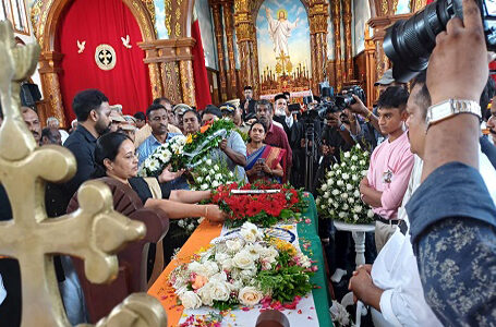 മഞ്ഞില്‍ നിന്ന് മണ്ണിലേക്ക് മടങ്ങി; തോമസ് ചെറിയാന് ജന്മനാടിന്റെ വീരോചിത യാത്രയയപ്പ്.