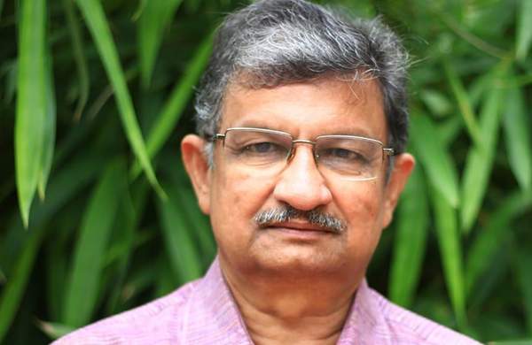 48-ാമത് വയലാര്‍ അവാര്‍ഡ് അശോകന്‍ ചരുവിലിന്, പുരസ്‌കാരം ‘കാട്ടൂര്‍ കടവ്’ എന്ന നോവലിന്.