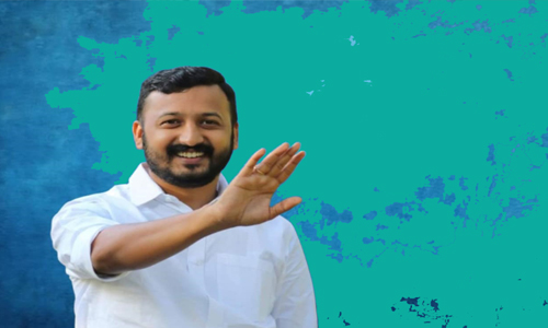 ബിജെപിയുടെ കാവി കോട്ടകൾ തകർത്ത് രാഹുലിന്റെ തേരോട്ടം, പാലക്കാട് നഗരസഭയിൽ കൃഷ്ണകുമാർ പിന്നിൽ