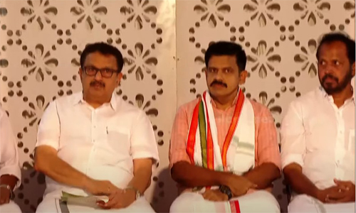 ആന, കടല്‍, മോഹന്‍ലാല്‍, പിന്നെ കെ മുരളീധരന്‍’; പുകഴ്ത്തി സന്ദീപ് വാര്യര്‍;  ഞങ്ങളുടെ കുടുംബത്തിന് ഒരു കരുത്തുകൂടി കിട്ടി’-സന്ദീപ്  പൂര്‍ണമായും കോണ്‍ഗ്രസായെന്ന് കെ മുരളിധരന്‍