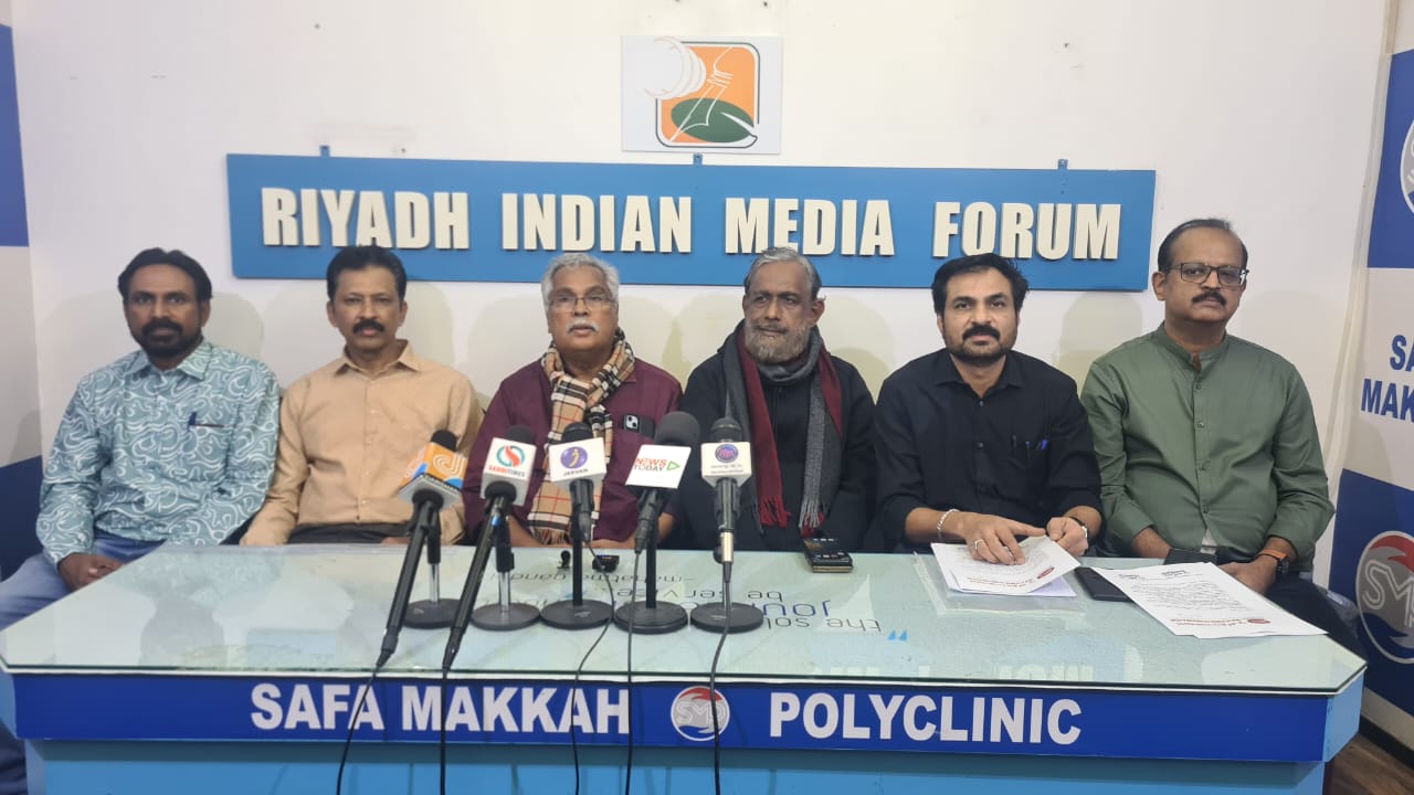 കെ. നവീന്‍ ബാബുവിന്റെ മരണം:  പോലീസോ സിബിഐയോ അന്വേഷിച്ചാലും പാര്‍ട്ടിയും സര്‍ക്കാരും കുടുംബത്തിനൊപ്പം; ബിനോയ് വിശ്വം.