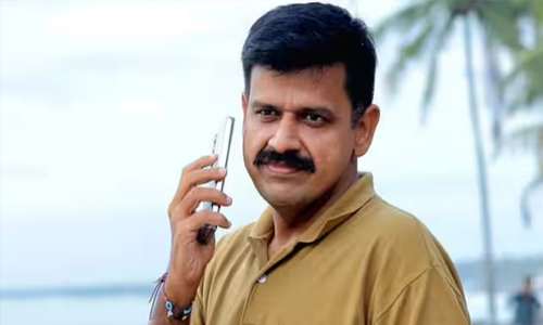 ഒരുവശത്ത് ക്രിസ്മസ് ആഘോഷങ്ങൾ തടയുക; എന്നിട്ട് ക്രൈസ്തവ വോട്ട് തട്ടാൻ കപട നാടകം കളിക്കുക, ഇതാണ് ബിജെപി’: സന്ദീപ് വാര്യർ