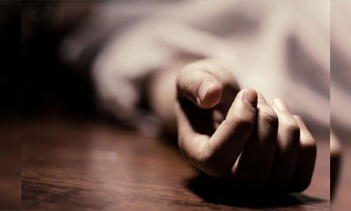 മൊബൈൽ ഫോൺ വാങ്ങാൻ പണം നൽകിയില്ല; മകൻ ആത്മഹത്യ ചെയ്ത കയറിൽ പിതാവും ജീവനൊടുക്കി