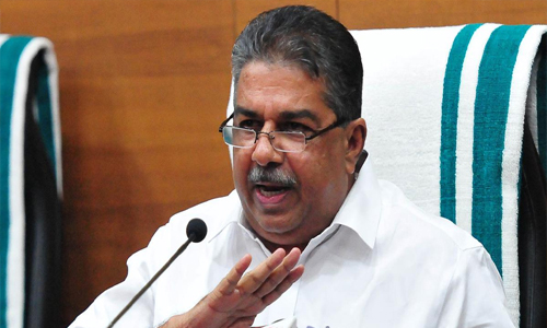 എക്‌സൈസ് ആദ്യം കുട്ടികളെ ഉപദേശിക്കണമായിരുന്നു’; വീണ്ടും ന്യായീകരിച്ച് സജി ചെറിയാൻ; മന്ത്രിക്കെതിരെ പരാതി