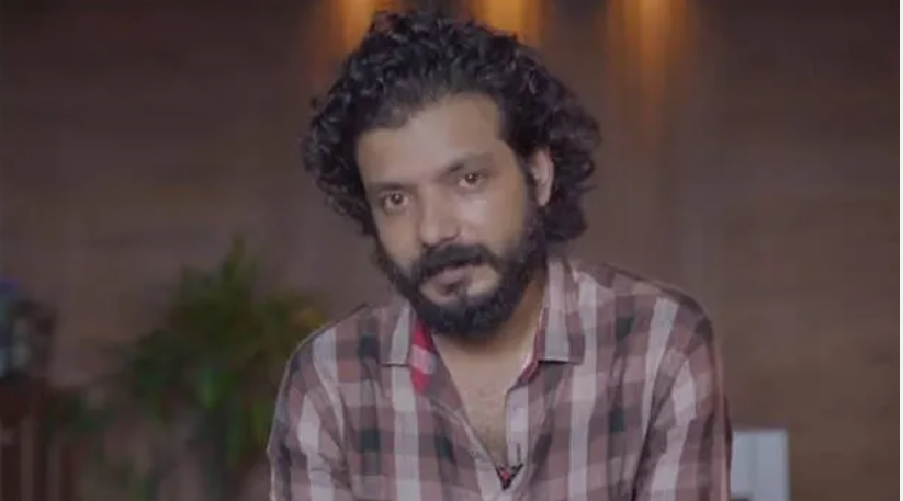ശ്രീനാഥ് ഭാസിക്കെതിരെ നിർമ്മാതാവ് ‘പുലർച്ചെ ഫോണിൽ വിളിച്ച് കഞ്ചാവ് വേണമെന്ന് ആവശ്യപ്പെട്ടു’