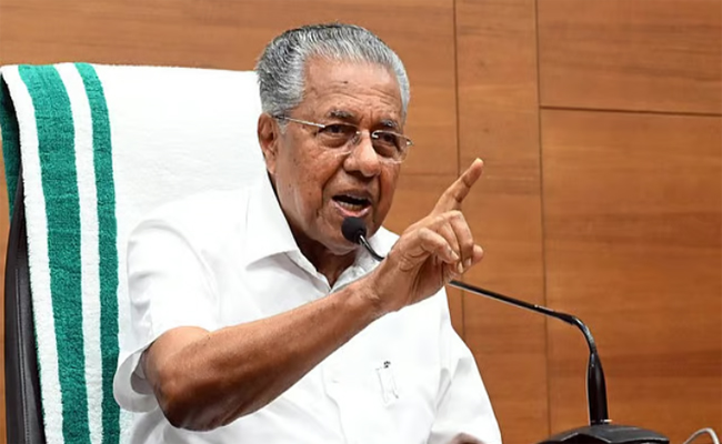 നിങ്ങൾക്ക് വേണ്ടത് എന്റെ രക്തം, അത്രവേഗം കിട്ടുന്ന ഒന്നല്ലത്, മകൾക്കെതിരായ കേസ് ഗൗരവത്തിലെടുക്കുന്നില്ല