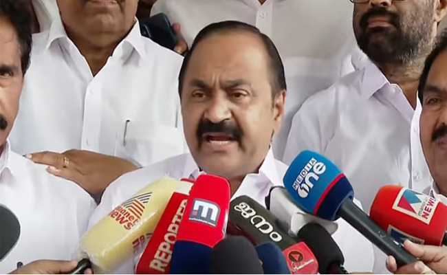 കേരളത്തെ കടക്കെണിയിലാക്കി, നാലാം വാർഷികം ആഘോഷിക്കാൻ ഒരവകാശവും സർക്കാരിനില്ല’ പ്രതിപക്ഷ നേതാവ് വി ഡി സതീശന്‍
