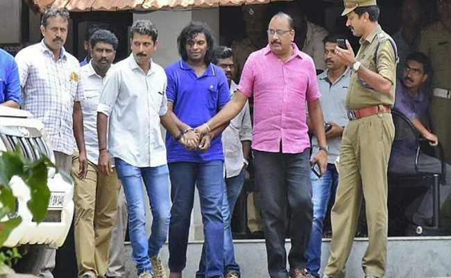 നന്തൻകോട് കൂട്ടക്കൊലയിൽ കേഡല്‍ ജിന്‍സണ്‍ രാജ കുറ്റക്കാരൻ, ശിക്ഷ നാളെ