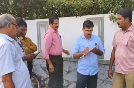 ഡ്രൈവിങ് ടെസ്റ്റ് പാസാക്കാൻ ആളൊന്നിന് 650 രൂപ; കൈക്കൂലി വാങ്ങിയ എംവിഡി ഉദ്യോഗസ്ഥരെ കയ്യോടെ പൊക്കി പൊലീസ്