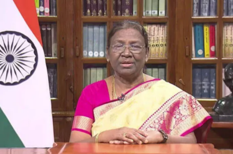 ‘ഭരണഘടനയിൽ ഇല്ലാത്ത സമയപരിധി കോടതിക്ക് നിർവചിക്കാനാകുമോ?’; സുപ്രീംകോടതി വിധിക്കെതിരെ രാഷ്ട്രപതി