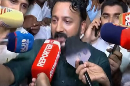 രാഹുൽ മാങ്കൂട്ടത്തിലിന്റെ അ​തി​ജീ​വ​ന യാത്രക്കിടെ സംഘർഷം, യൂ​ത്ത് കോ​ൺ​ഗ്ര​സ് – സി​പി​എം പ്ര​വ​ർ​ത്ത​ക​ർ ഏ​റ്റു​മു​ട്ടി
