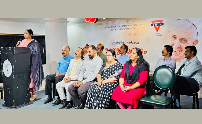 ഫ്രാൻസിസ് മാർപാപ്പ ചിന്തോദ്ധീപകമായ നിലപാടുകളിലൂടെ ലോക മനസാക്ഷിയോട് സംവദിച്ച അപൂർവ്വ വ്യക്തിത്വo: വൈ എം സി എ റിയാദ്