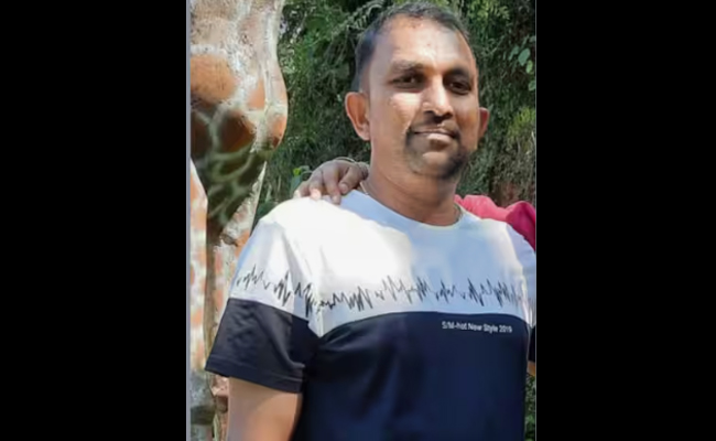 സഹപ്രവർത്തകരുമായി സംസാരിക്കുന്നതിനിടെ കുഴഞ്ഞുവീണു, ഹൃദയാഘാതത്തെ തുടർന്ന് പ്രവാസി മലയാളി മരിച്ചു