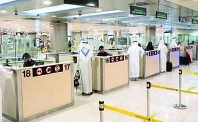 പ്രവാസികൾക്ക് യാത്രക്ക് മുൻപ് എക്സിറ്റ് പെർമിറ്റ് നിർബന്ധം, കുവൈത്തിൽ നിയമം ഉടൻ പ്രാബല്യത്തിൽ