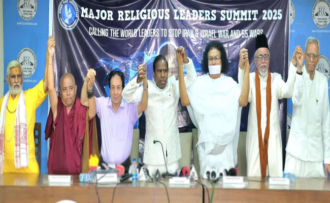 ഏകകണ്‌ഠമായി ഇറാന്‍-ഇസ്രയേല്‍ യുദ്ധത്തെ അപലപിച്ച് മതനേതാക്കള്‍ രംഗത്ത്, മാനവരാശിയെ രക്ഷിക്കണമെന്ന് ലോകനേതാക്കളോട് അഭ്യര്‍ത്ഥന