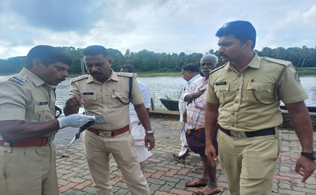 ആറന്മുള പമ്പാനദിയിൽ നിന്നും മൃതദേഹം കണ്ടെത്തി.