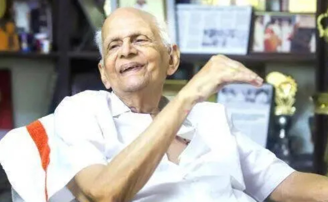 അധികാര സുഖശീതളിമയില്‍ നിന്നും മാറി സഞ്ചരിച്ച ഗാന്ധിയന്‍, എപ്പോള്‍ ഒഴിയണം?’; നൂറു മേനി ജയത്തിന്‍റെ തിളക്കത്തിനു പിന്നാലെ രാജി എഴുതി പടിയിറക്കം, തെന്നല്‍ പോലെ തെന്നല 