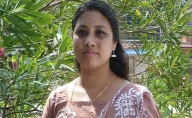 യുവതി വീട്ടിനുള്ളില്‍ മരിച്ച നിലയില്‍; കഴുത്ത് ഞെരിച്ച് ശ്വാസം മുട്ടിച്ച് കൊലപ്പെടുത്തി, ഭര്‍ത്താവ് കസ്റ്റഡിയില്‍