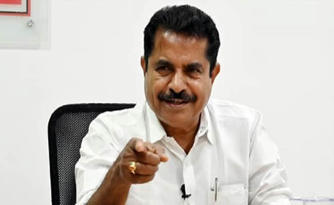 അന്‍വറിനെ കണ്ടല്ല യുഡിഎഫ് മത്സരത്തിനിറങ്ങിയത്; ആര്യാടന്‍ ഷൗക്കത്തിന് വിജയം ഉറപ്പെന്ന് അടൂര്‍ പ്രകാശ്